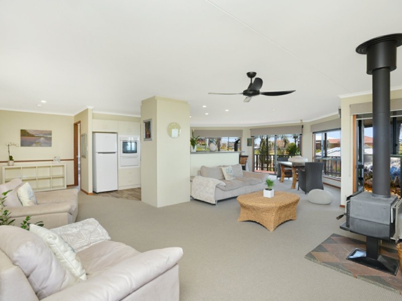 7 Minnamoora Court, Encounter Bay SA 5211