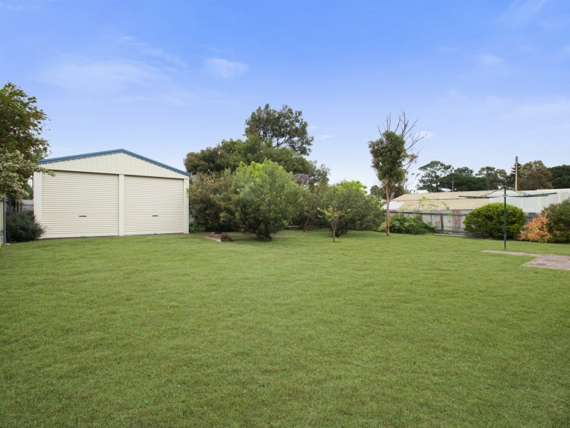 6 Russell Street, Encounter Bay SA 5211
