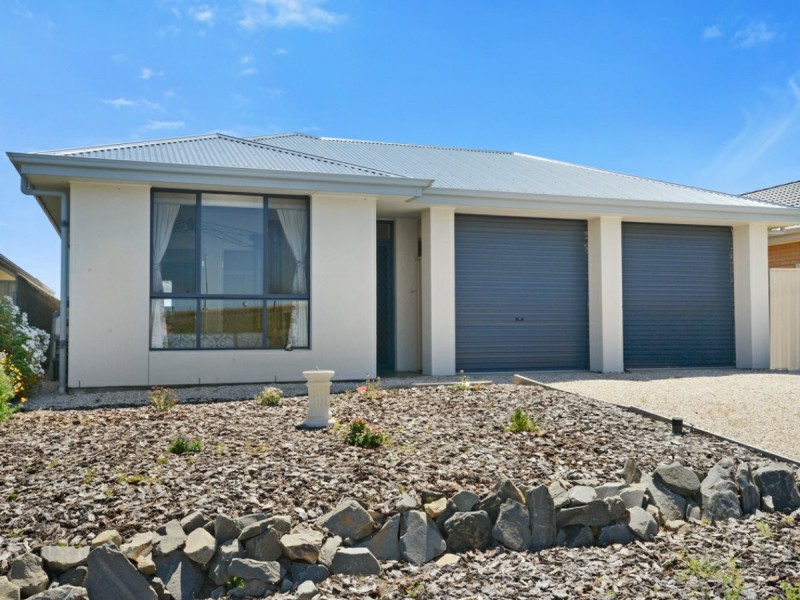 107 Excelsior Parade, Hindmarsh Island SA 5214