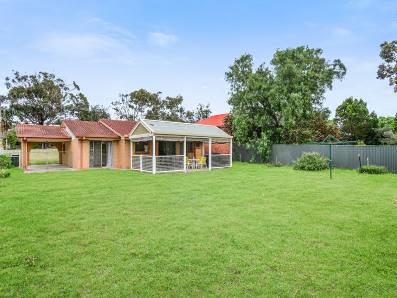 16 Pine Avenue, Victor Harbor SA 5211