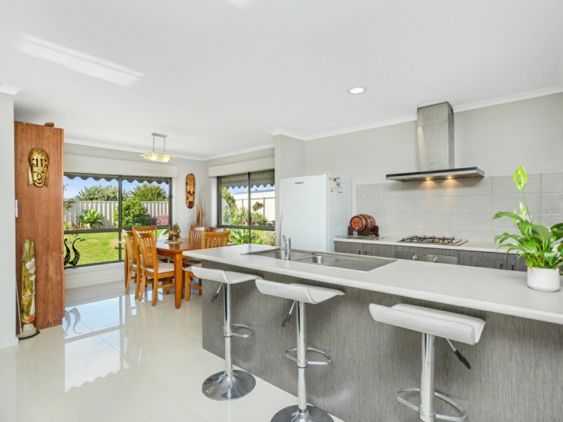 108 Wentworth Parade, Hindmarsh Island SA 5214