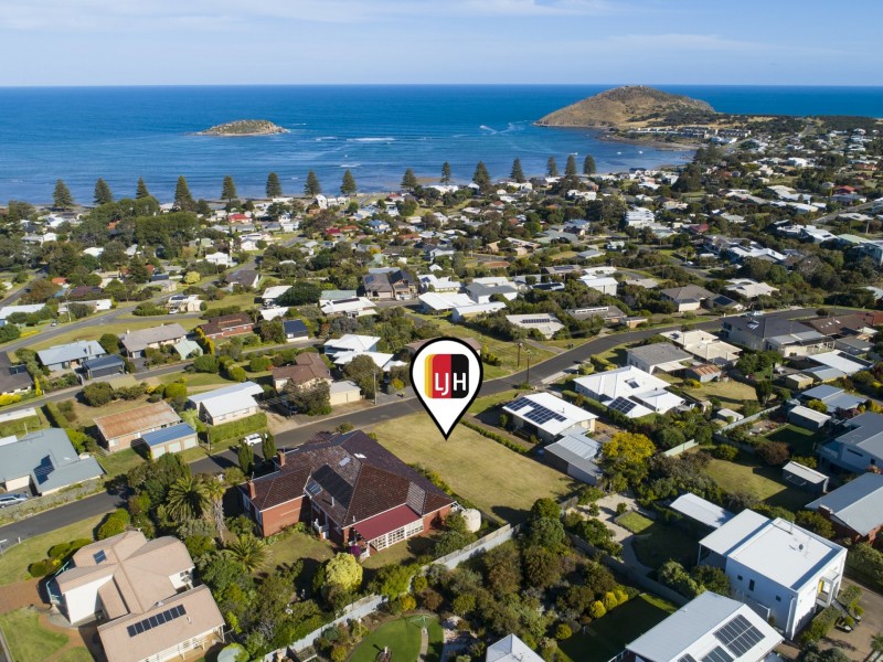 7 Rumbelow  Street, Encounter Bay SA 5211