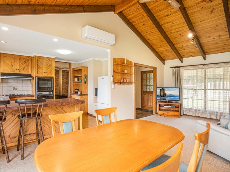 14 Walker Street, Hayborough SA 5211