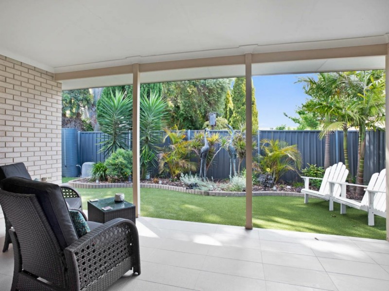 6 Central Drive, Victor Harbor SA 5211