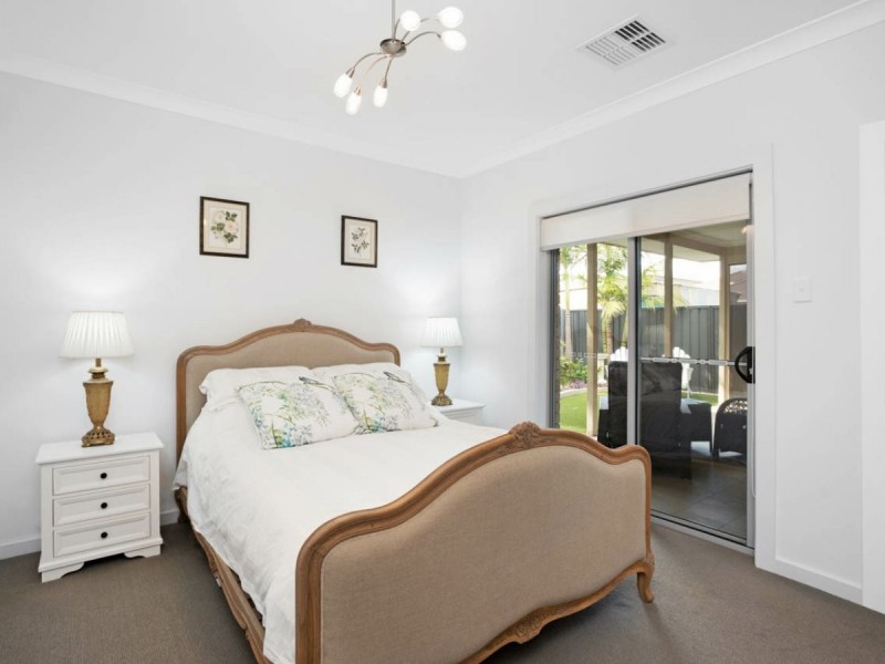 6 Central Drive, Victor Harbor SA 5211