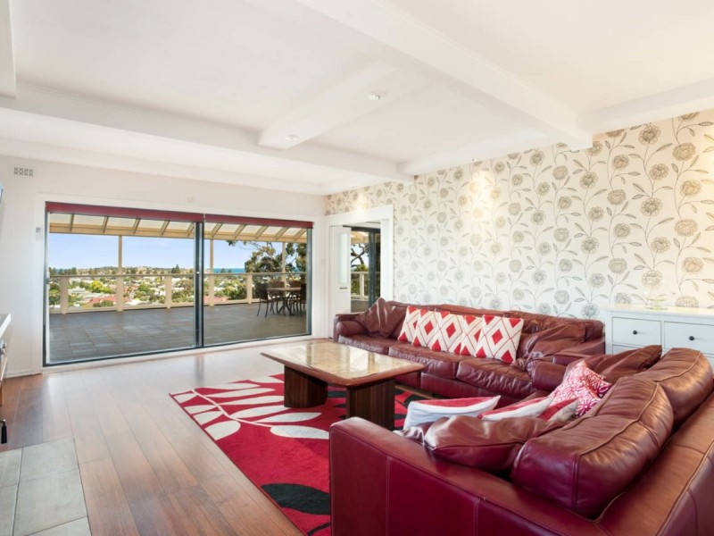 17 Lawson Street, Victor Harbor SA 5211