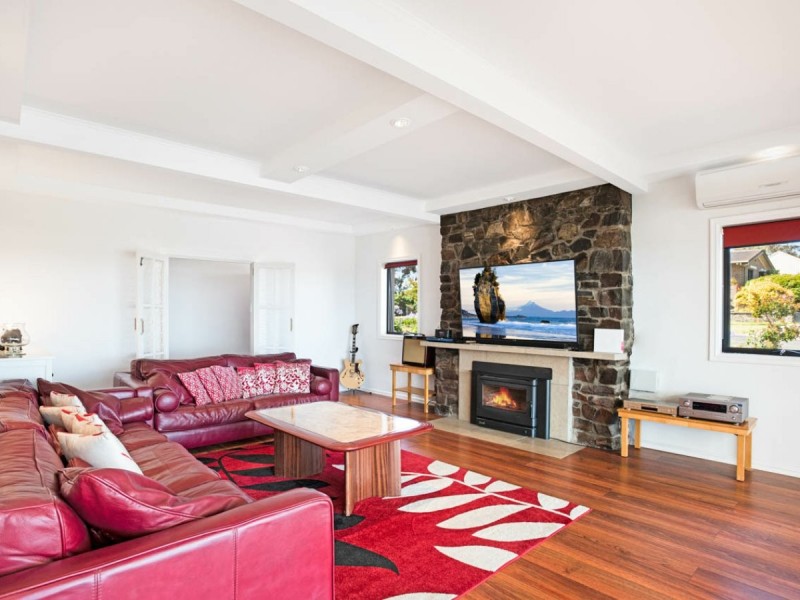 17 Lawson Street, Victor Harbor SA 5211