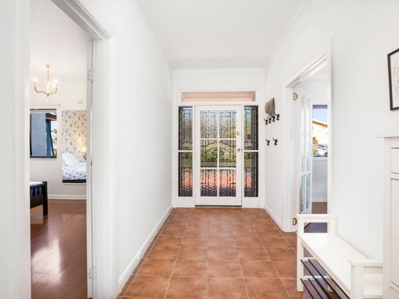 17 Lawson Street, Victor Harbor SA 5211