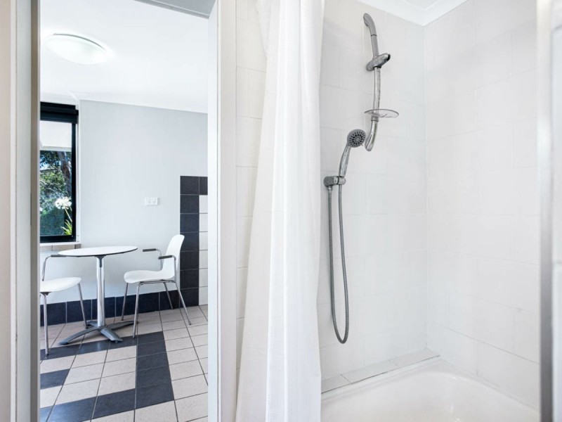 17 Lawson Street, Victor Harbor SA 5211