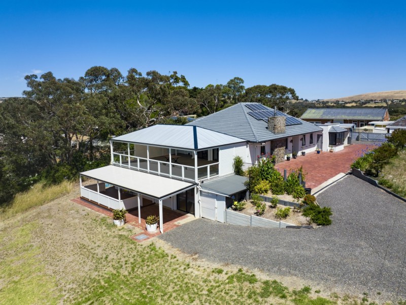 17 Lawson Street, Victor Harbor SA 5211
