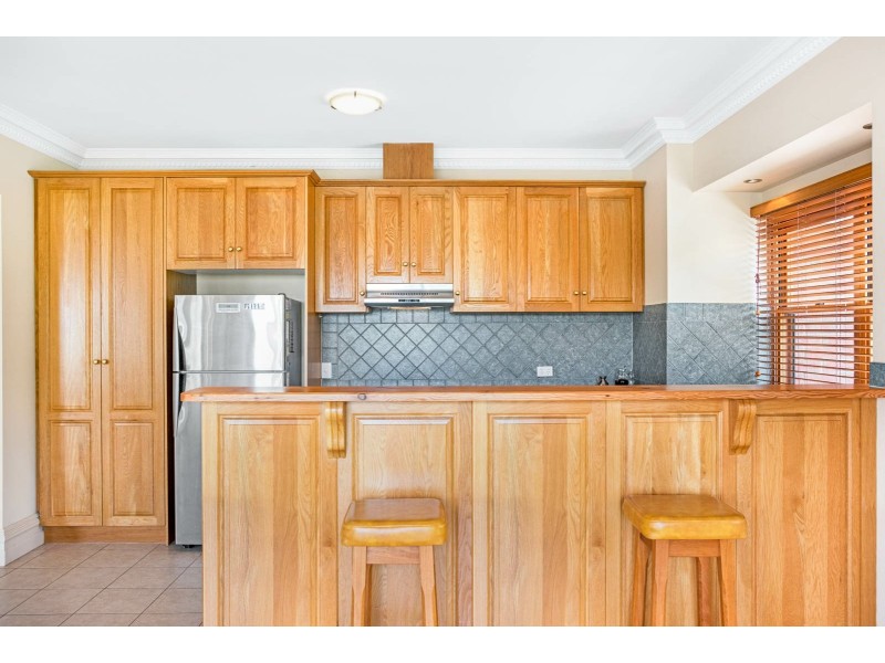 4 Adamson Street, Hayborough SA 5211