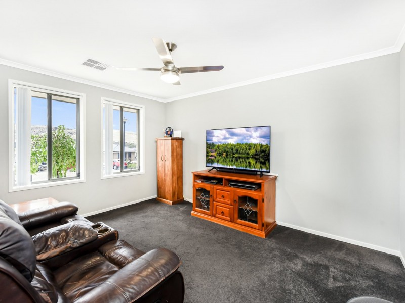 11 Peppermint Drive, Hayborough SA 5211