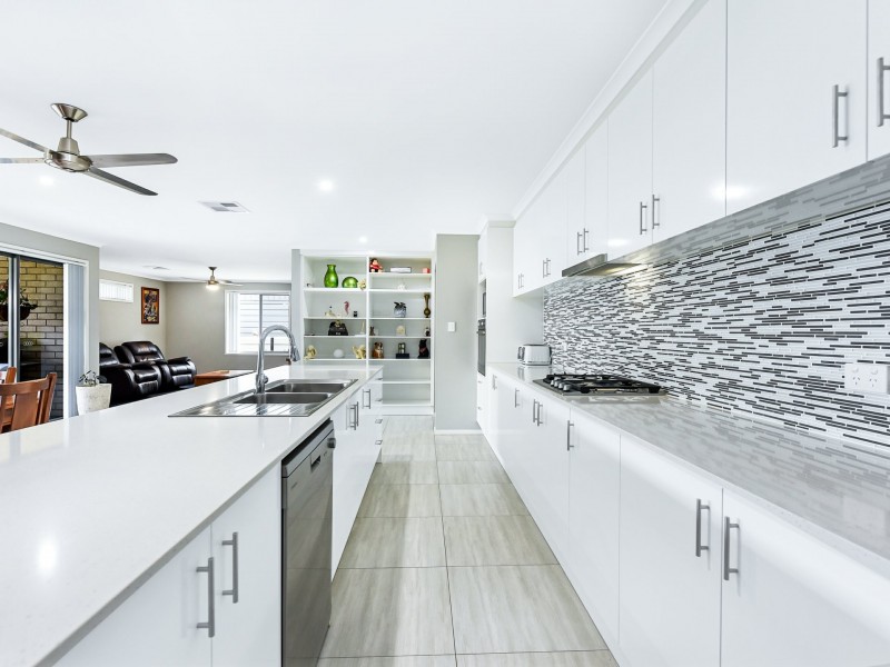 11 Peppermint Drive, Hayborough SA 5211