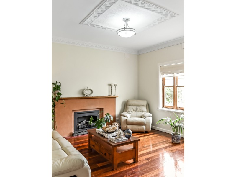 51 Hill Street, Victor Harbor SA 5211