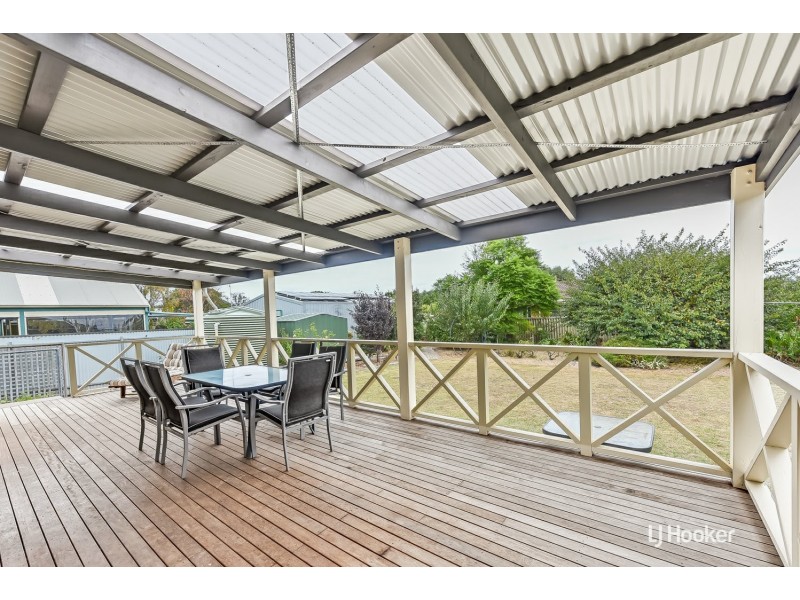 51 Hill Street, Victor Harbor SA 5211