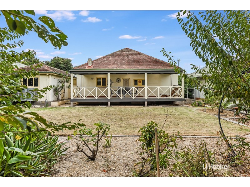 51 Hill Street, Victor Harbor SA 5211