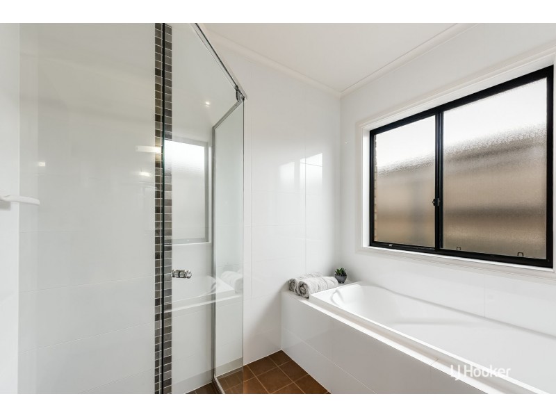 3 Fairway Drive, Mccracken SA 5211