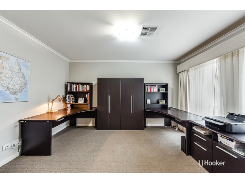 3 Fairway Drive, Mccracken SA 5211