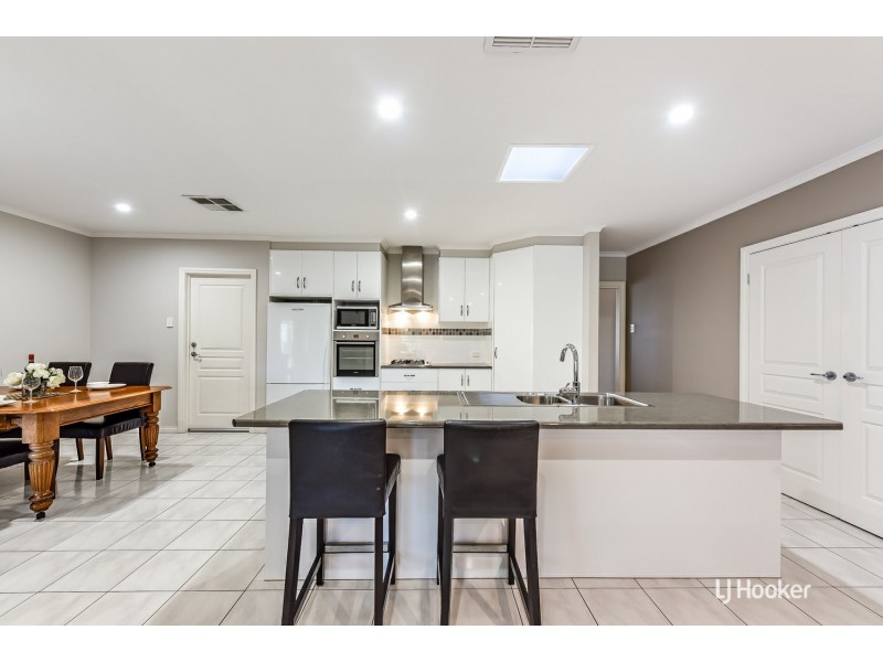 3 Fairway Drive, Mccracken SA 5211