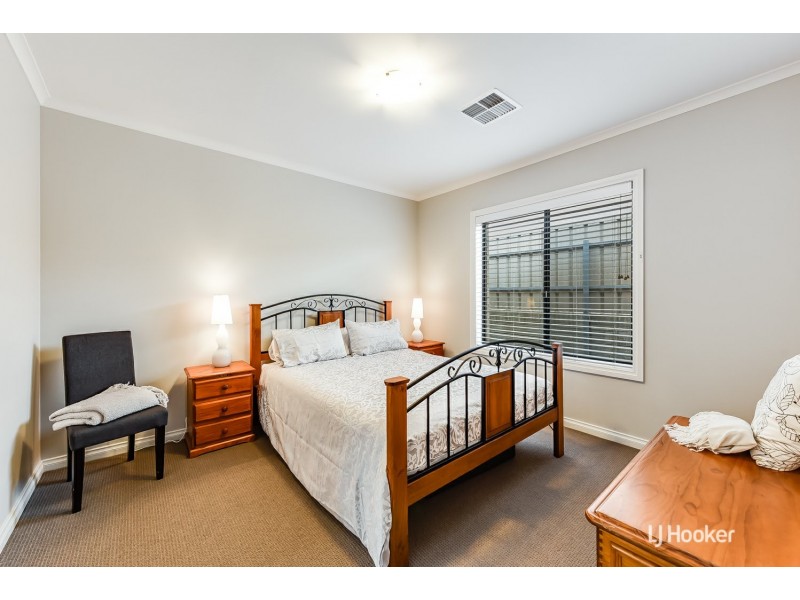 3 Fairway Drive, Mccracken SA 5211