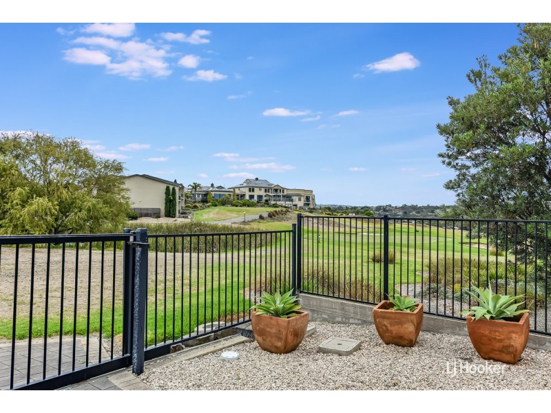 3 Fairway Drive, Mccracken SA 5211
