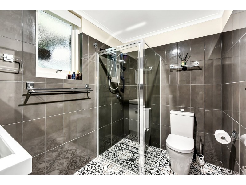 28 The Parkway, Victor Harbor SA 5211