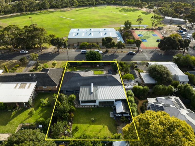 28 The Parkway, Victor Harbor SA 5211