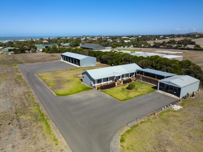 699 Airport Road, Middleton SA 5213