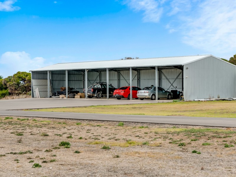 699 Airport Road, Middleton SA 5213