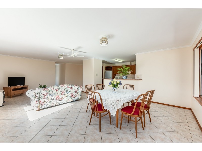 3 Ainslie Roberts Drive, Encounter Bay SA 5211