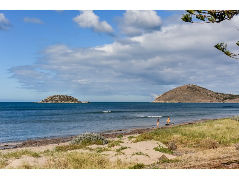3 Ainslie Roberts Drive, Encounter Bay SA 5211