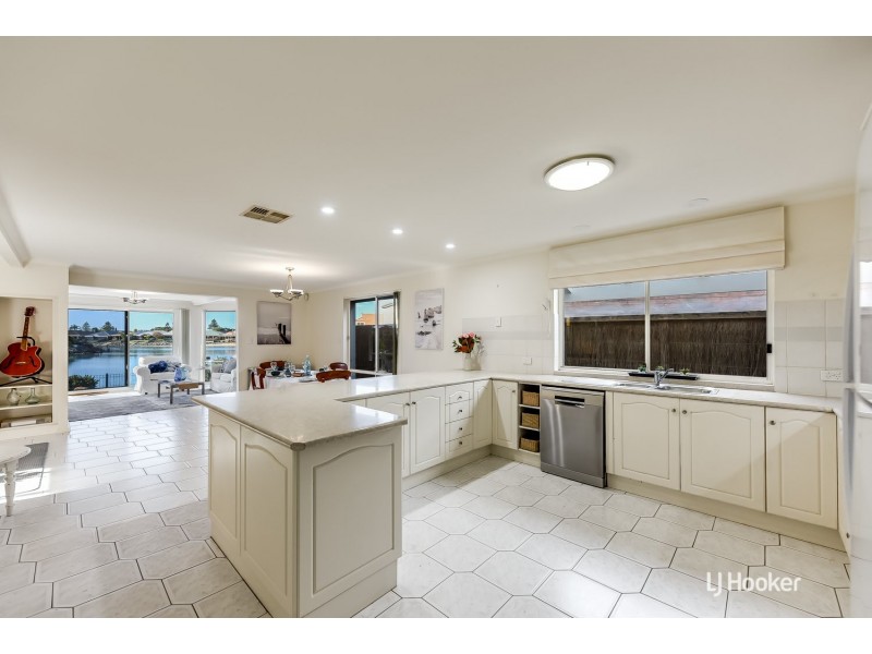 24 Islander Drive,, Encounter Bay SA 5211