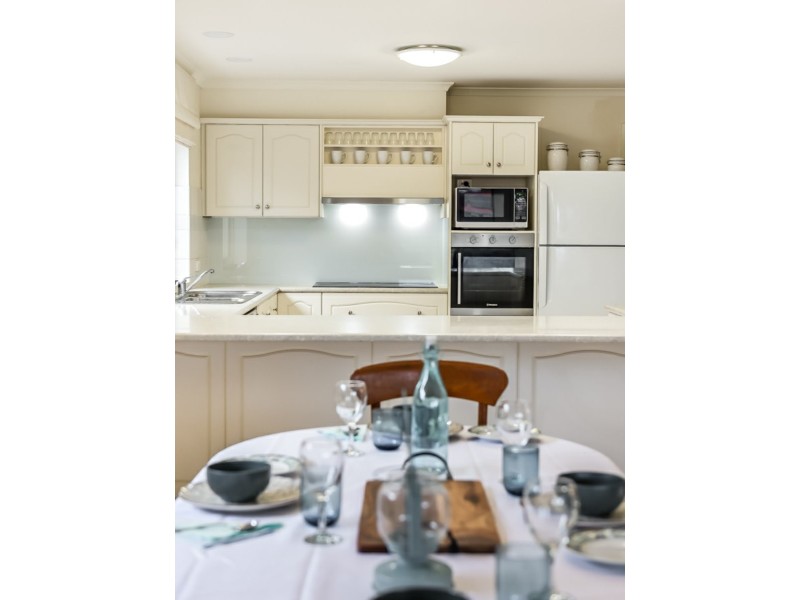 24 Islander Drive,, Encounter Bay SA 5211