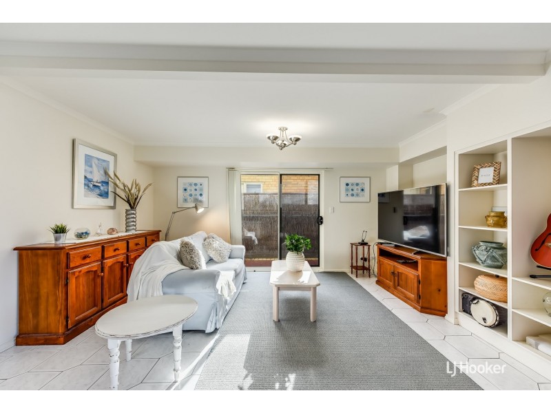 24 Islander Drive,, Encounter Bay SA 5211