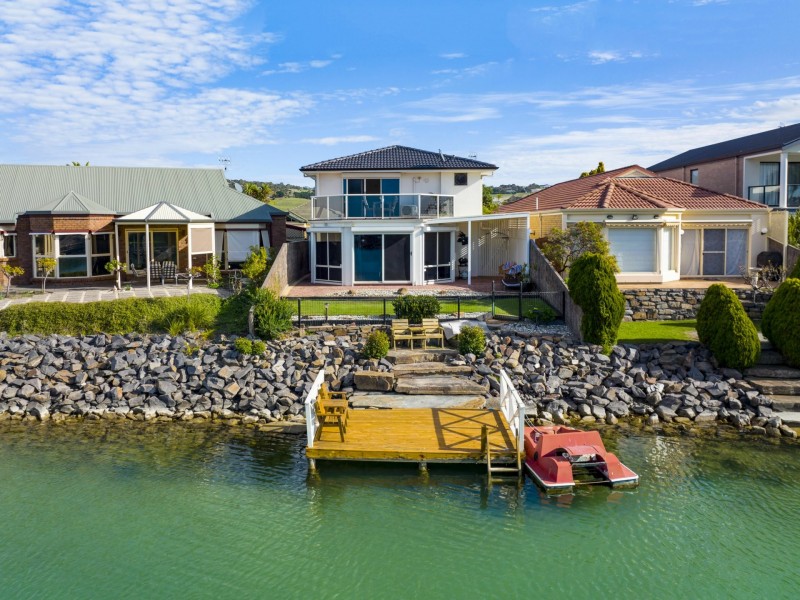 24 Islander Drive,, Encounter Bay SA 5211