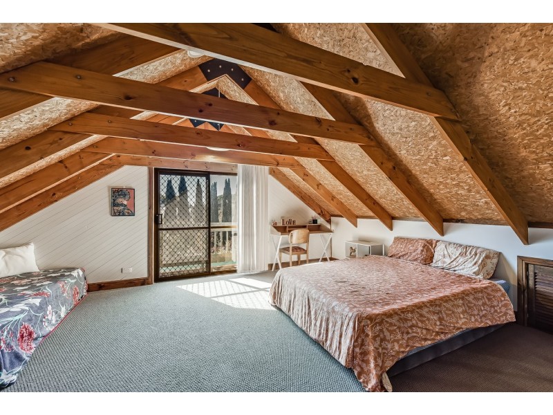 33 Russell Street, Encounter Bay SA 5211