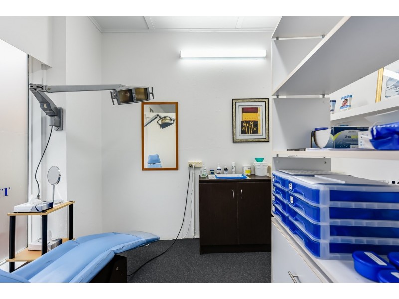 60 Ocean Street, Victor Harbor SA 5211