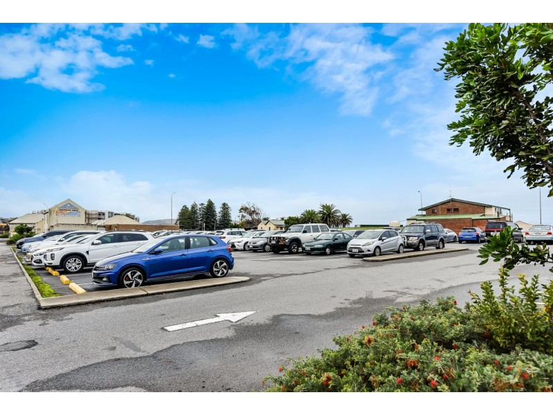 60 Ocean Street, Victor Harbor SA 5211