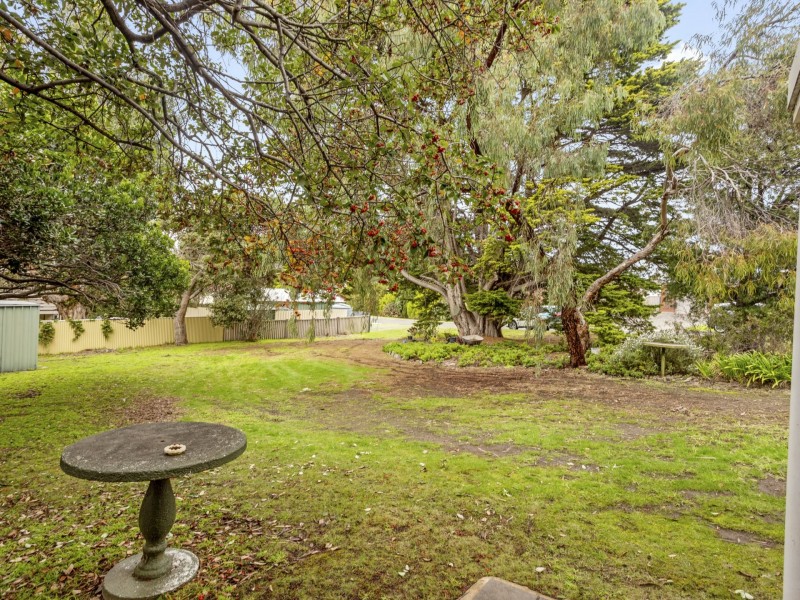 10 Coorong Crescent, Encounter Bay SA 5211