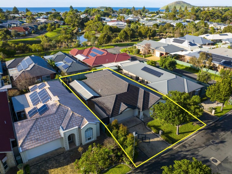 26 Victor Avenue, Encounter Bay SA 5211