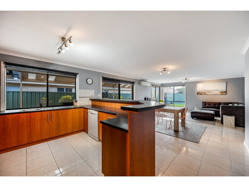 26 Victor Avenue, Encounter Bay SA 5211