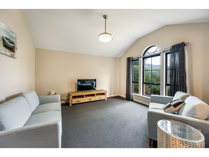 26 Victor Avenue, Encounter Bay SA 5211