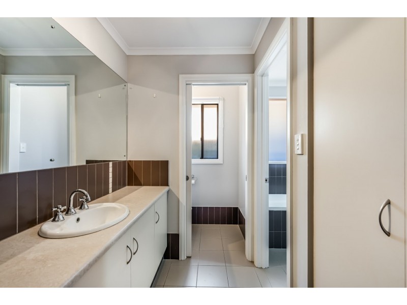 26 Victor Avenue, Encounter Bay SA 5211