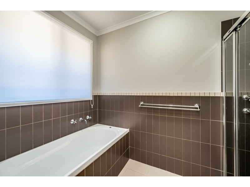 26 Victor Avenue, Encounter Bay SA 5211