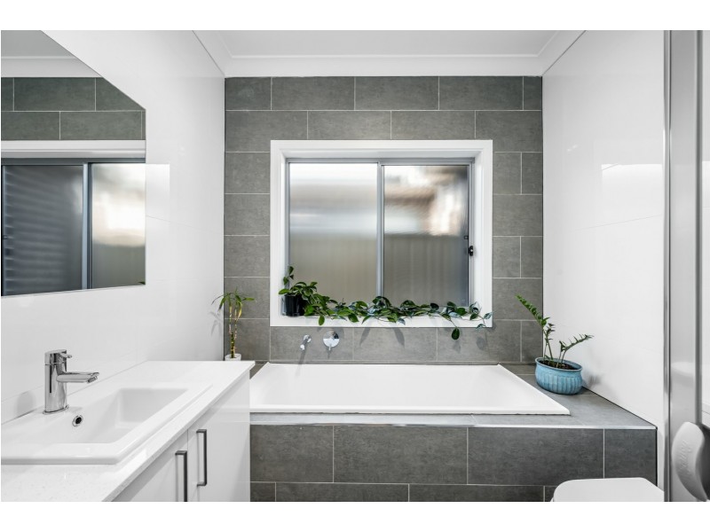 48A Seaview Road, Victor Harbor SA 5211