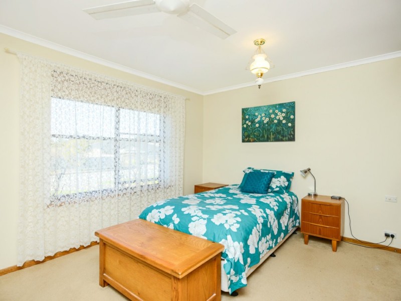 2/1 Carlyle Street, Victor Harbor SA 5211
