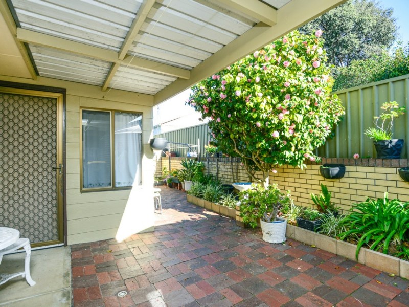 2/1 Carlyle Street, Victor Harbor SA 5211
