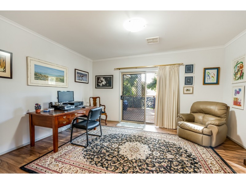 12 Swains Crossing Road, Victor Harbor SA 5211