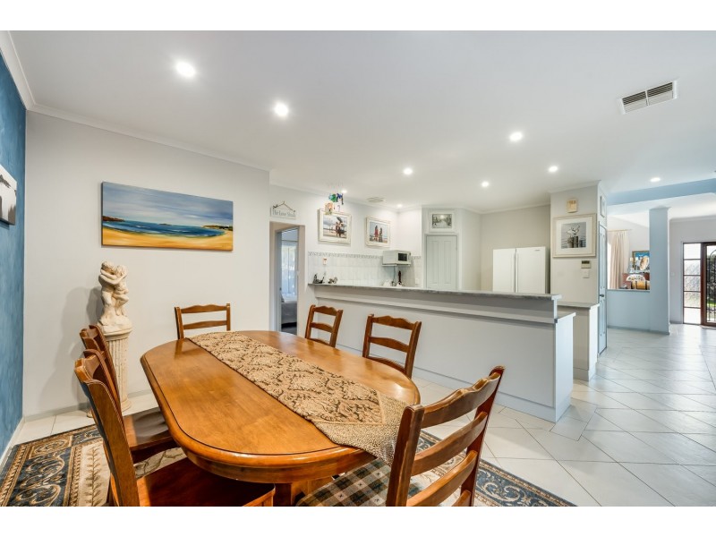 12 Swains Crossing Road, Victor Harbor SA 5211