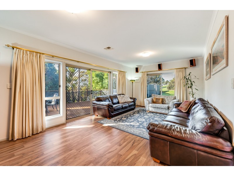 12 Swains Crossing Road, Victor Harbor SA 5211